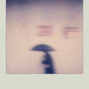 Comprar fotografía de Luis Pereira. Lluvia. Rain. Fotografía Polaroid Sx70 Color Film